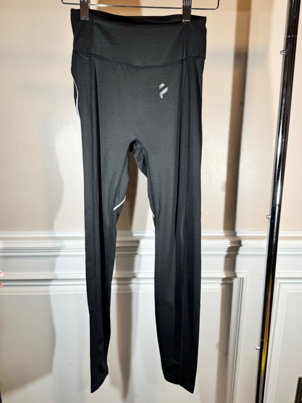 PHERO Black High Waist Leggings Heart Stitch Detail Size Small Workout Gym - Picture 2 of 6